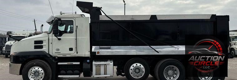 2019 Mack Anthem dump truck