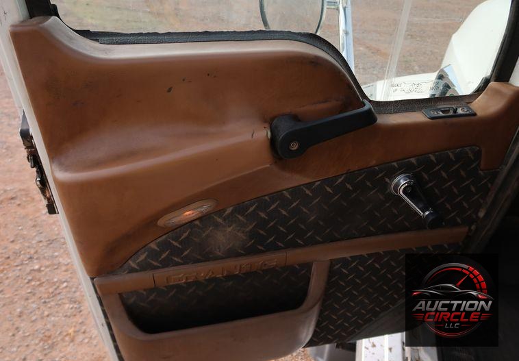 2009 Mack GU713  dump truck