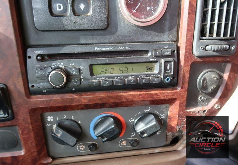 2009 Mack GU713  dump truck
