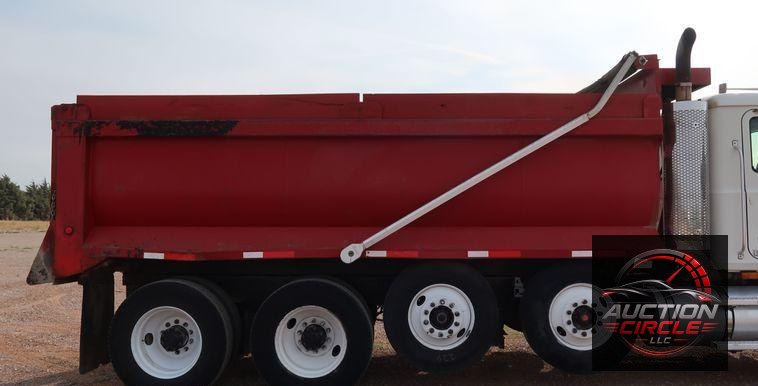 2009 Mack GU713  dump truck