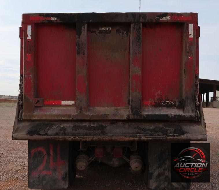 2009 Mack GU713  dump truck