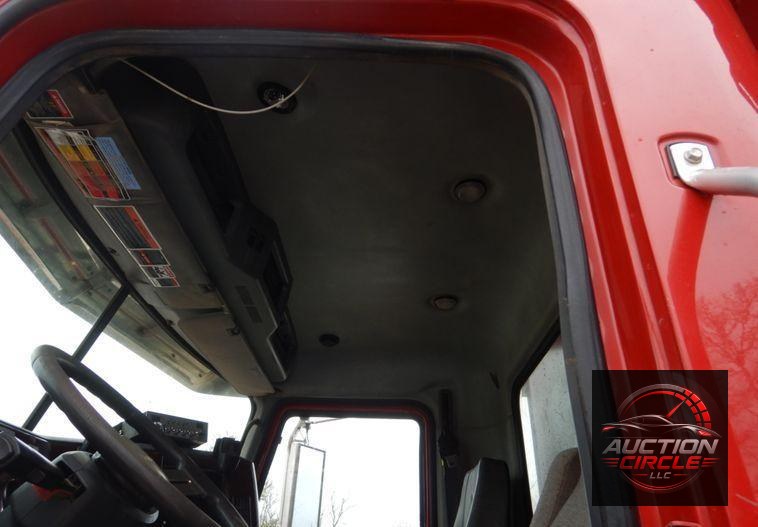 2013 Mack Granite dump truck