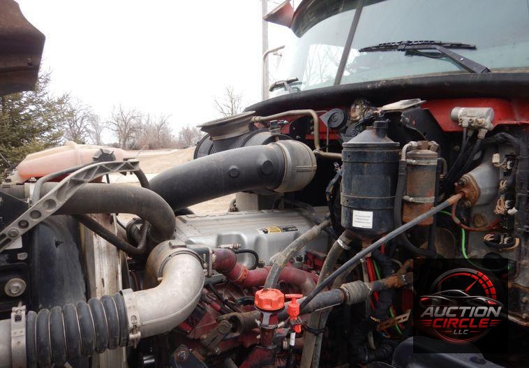 2013 Mack Granite dump truck