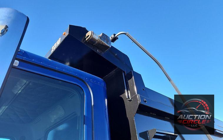 2016 Freightliner Coronado 122SD  dump truck