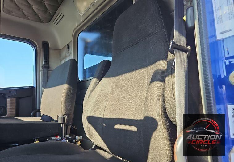 2016 Freightliner Coronado 122SD  dump truck