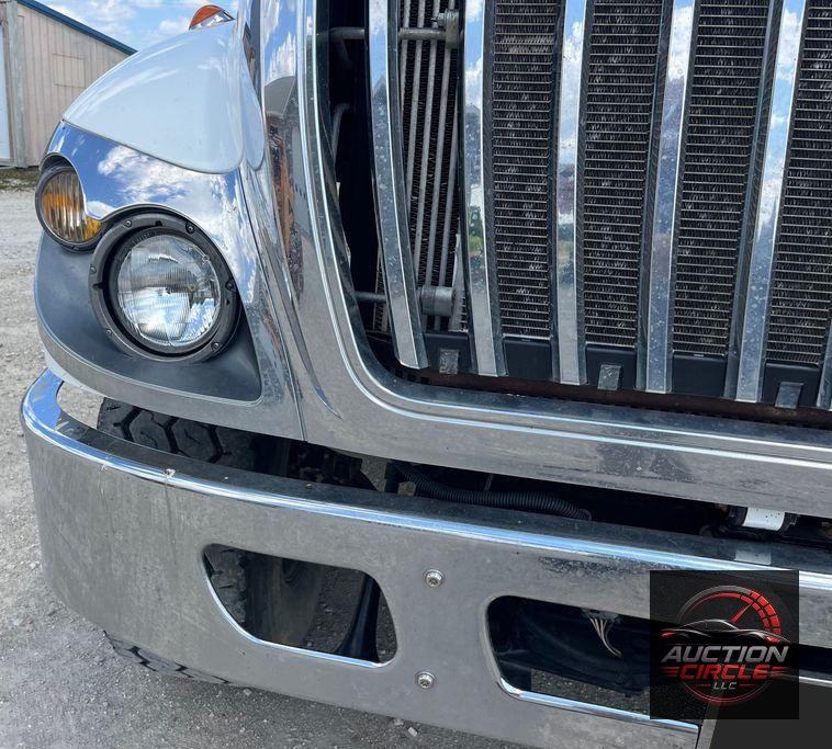 2015 International  7500 SBA dump truck