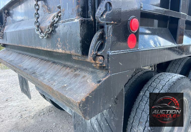 2015 International  7500 SBA dump truck