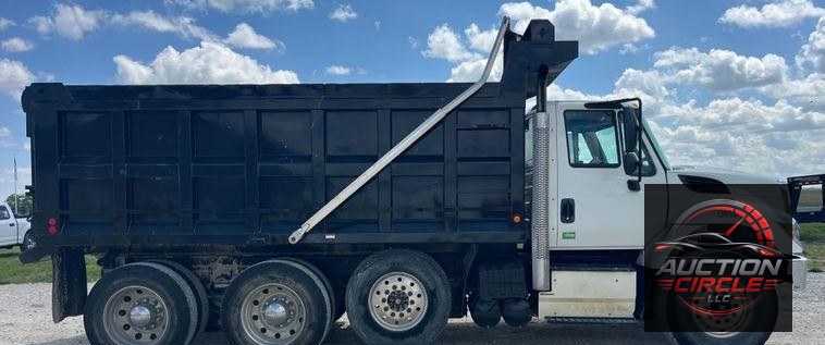 2015 International  7500 SBA dump truck