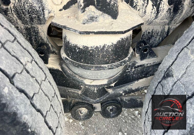 2015 International  7500 SBA dump truck