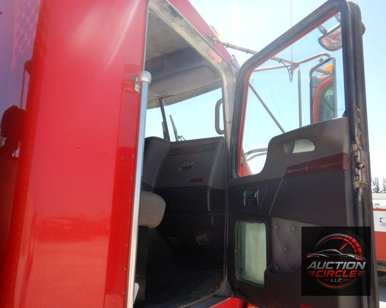 2008 Kenworth T800  dump truck