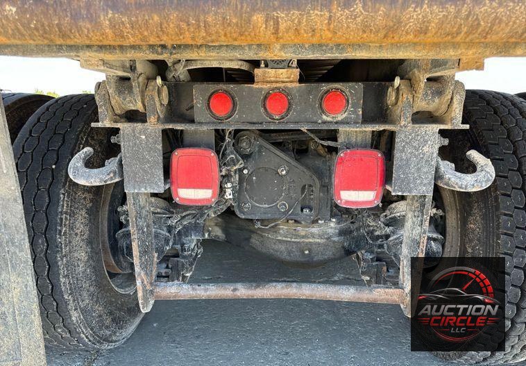 2018 Mack Granite GU713 dump truck