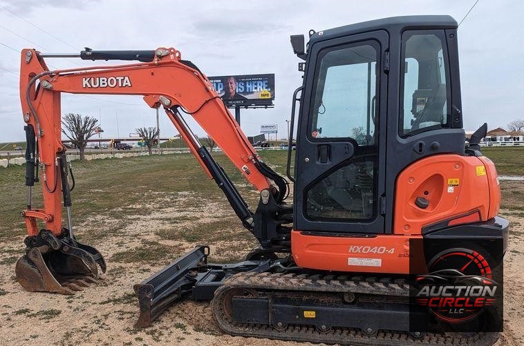 2020 Kubota KX040-4  mini excavator