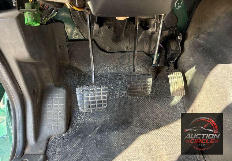 2017 International 7600 dump truck