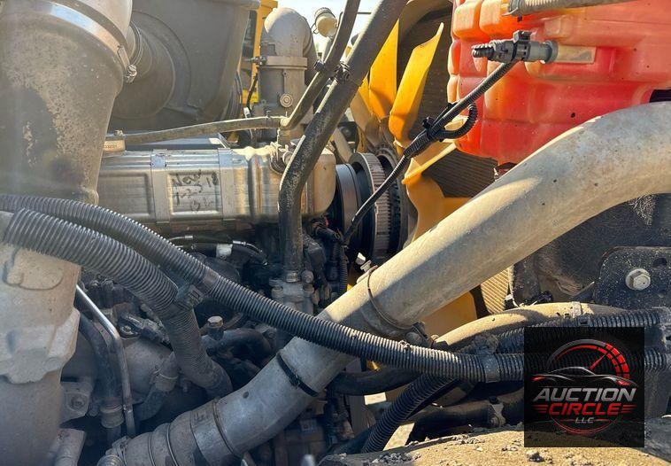 2017 International 7600 dump truck