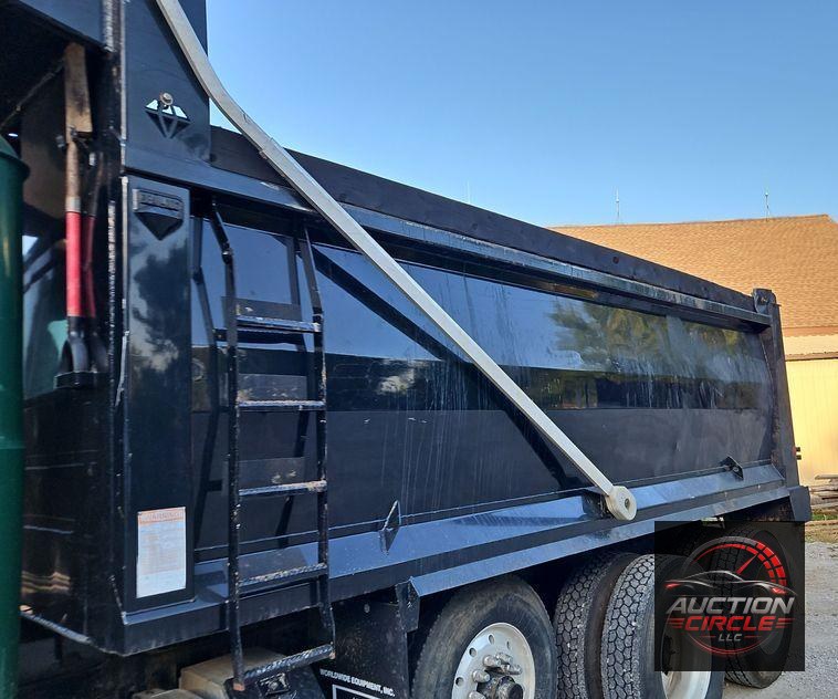 2014 Mack GU713 dump truck