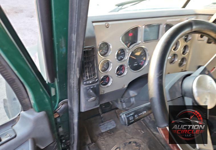 2014 Mack GU713 dump truck