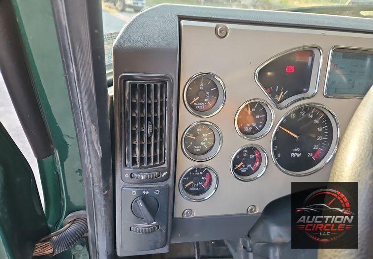 2014 Mack GU713 dump truck