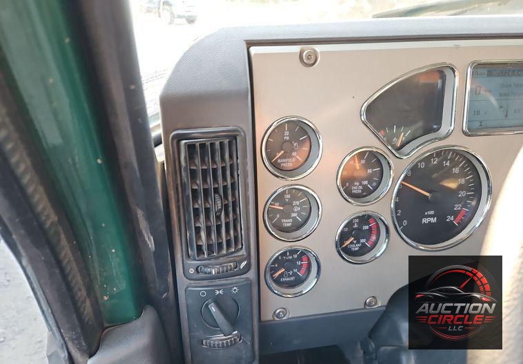 2014 Mack GU713 dump truck