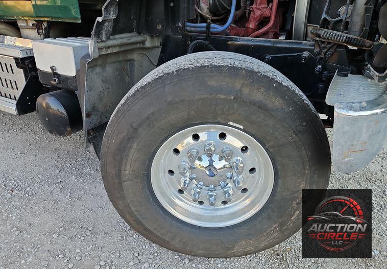 2014 Mack GU713 dump truck