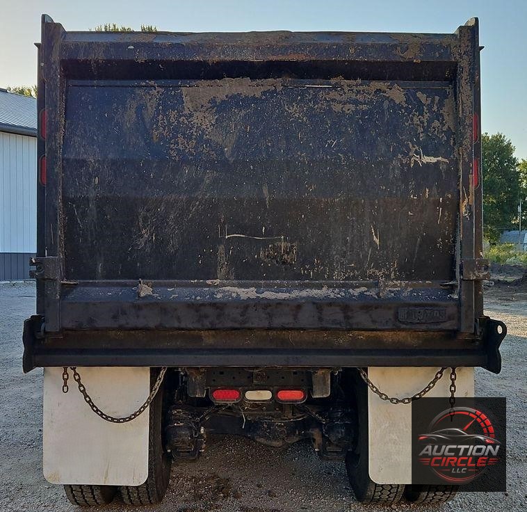2014 Mack GU713 dump truck