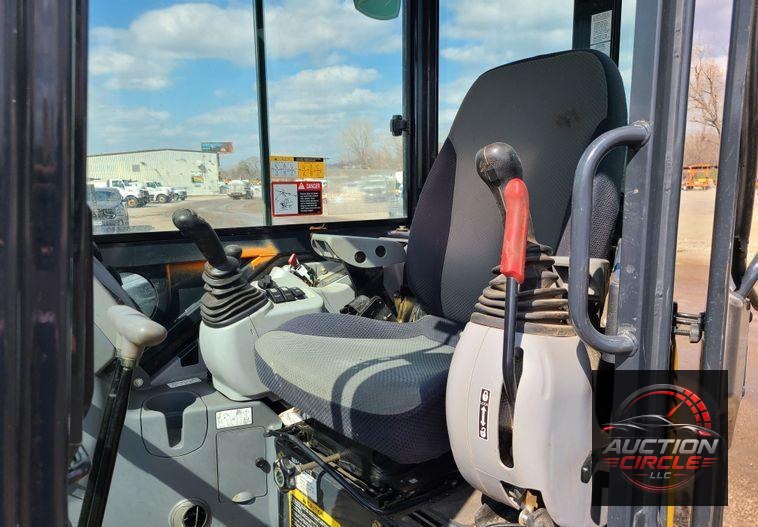 2019 John Deere 50G  mini excavator