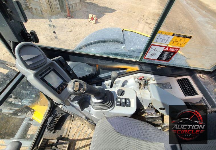 2019 John Deere 50G  mini excavator
