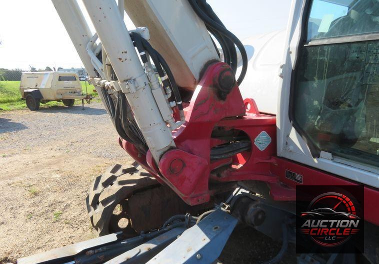 2013 Takeuchi TB285 mini excavator