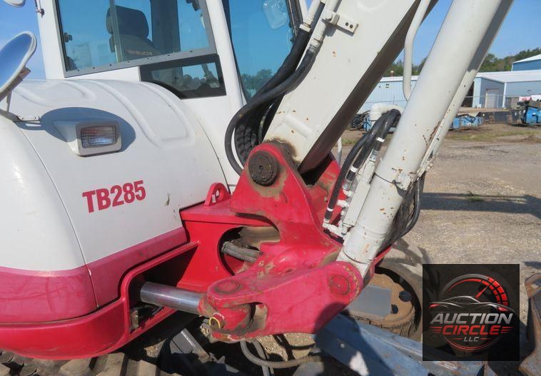 2013 Takeuchi TB285 mini excavator