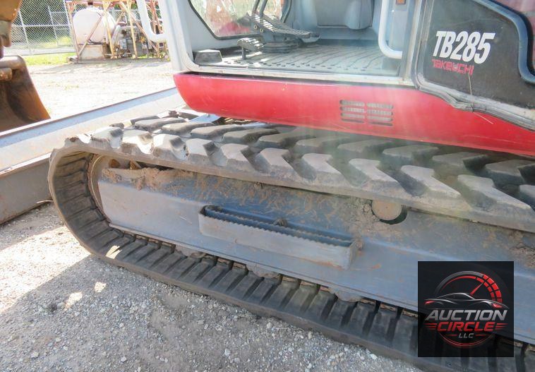 2013 Takeuchi TB285 mini excavator