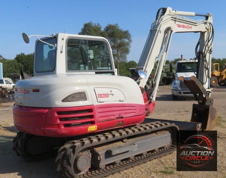 2013 Takeuchi TB285 mini excavator