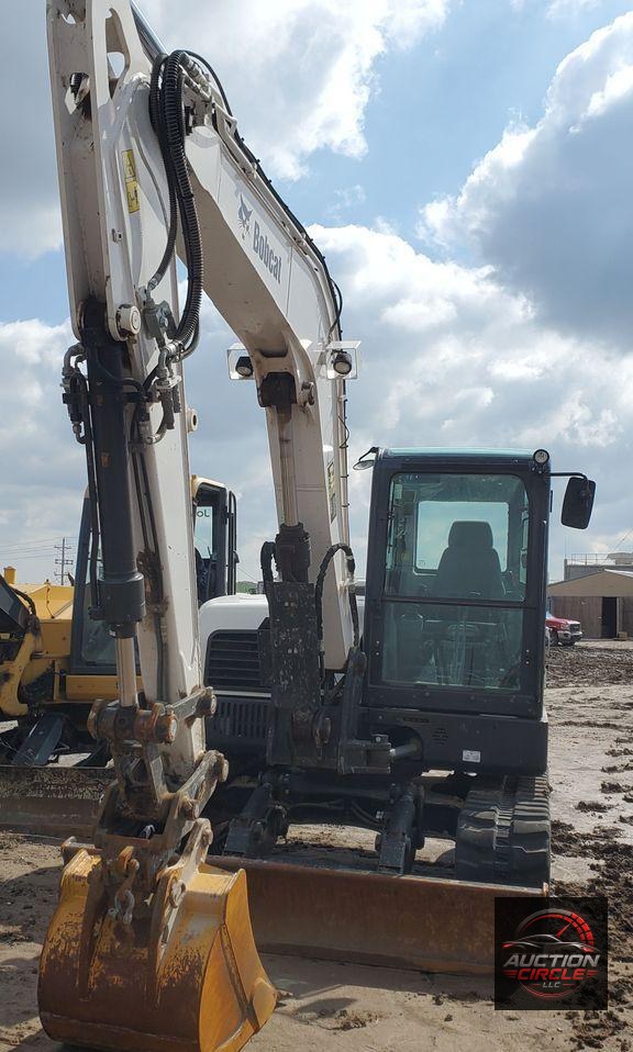 2015 Bobcat E85  mini excavator