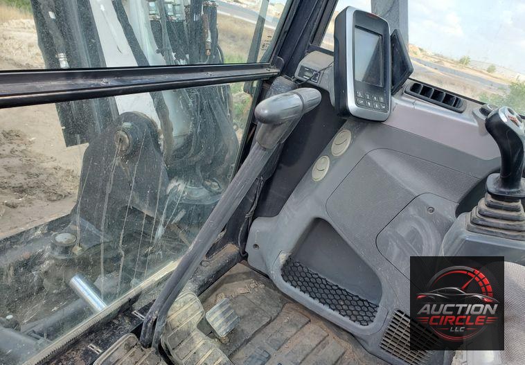 2015 Bobcat E85  mini excavator