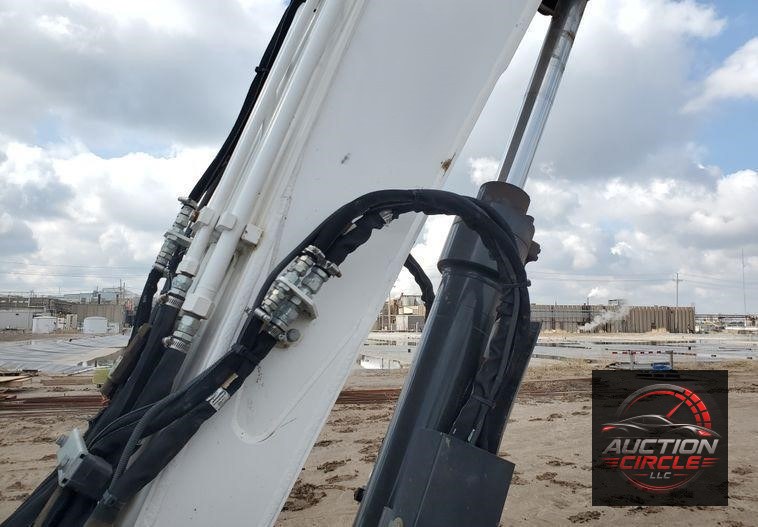 2015 Bobcat E85  mini excavator