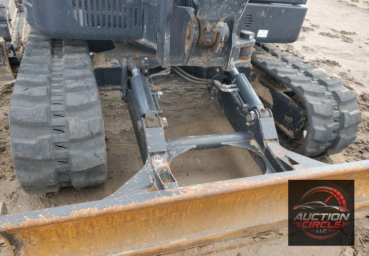 2015 Bobcat E85  mini excavator