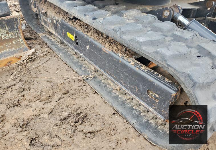 2015 Bobcat E85  mini excavator