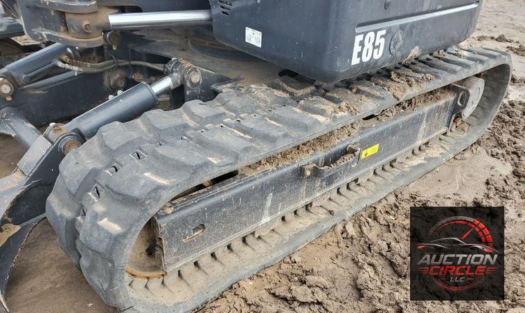 2015 Bobcat E85  mini excavator