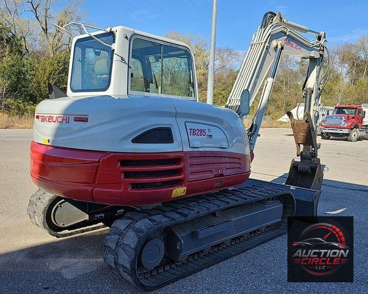 2013 Takeuchi TB285  mini excavator