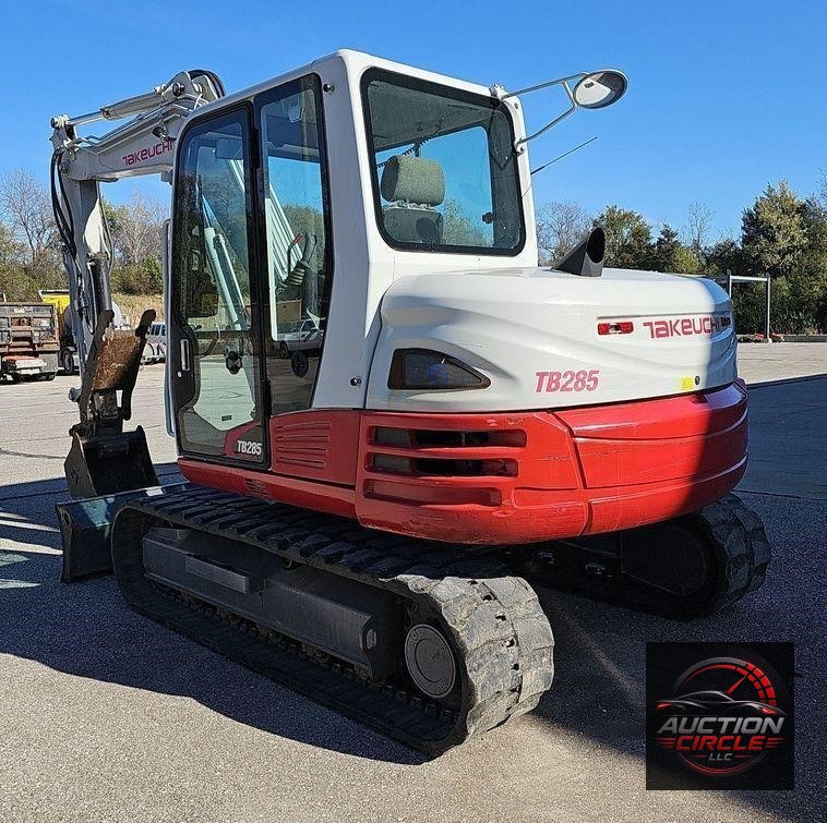 2013 Takeuchi TB285  mini excavator