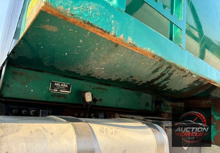 2018 Mack GU713 dump truck