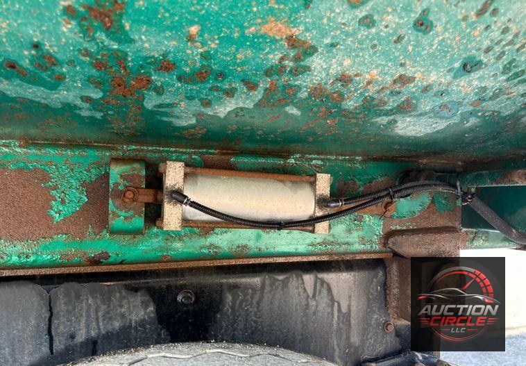 2018 Mack GU713 dump truck
