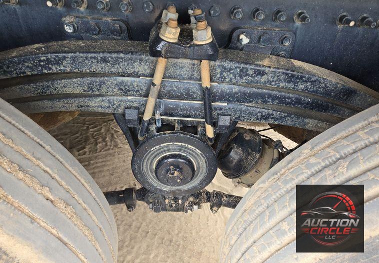 2019 Mack Granite dump truck