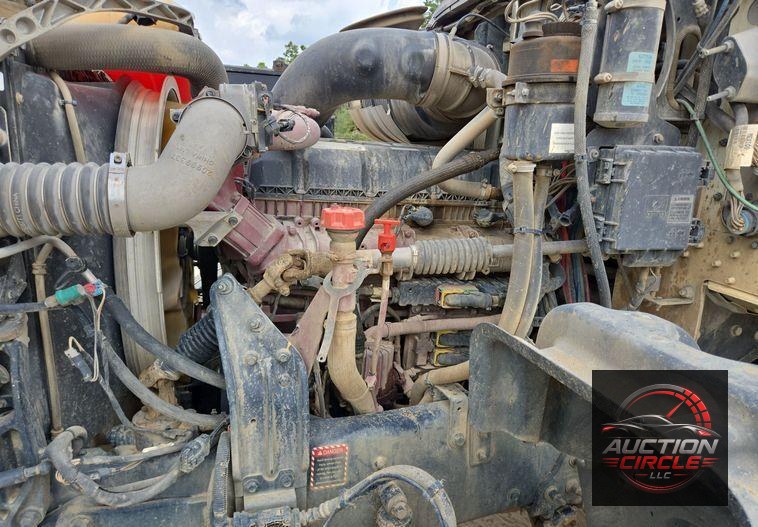 2019 Mack Granite dump truck