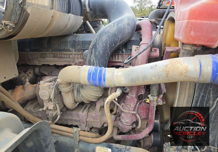 2019 Mack Granite dump truck