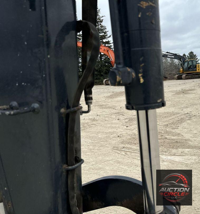 2020 John Deere 60G  mini excavator