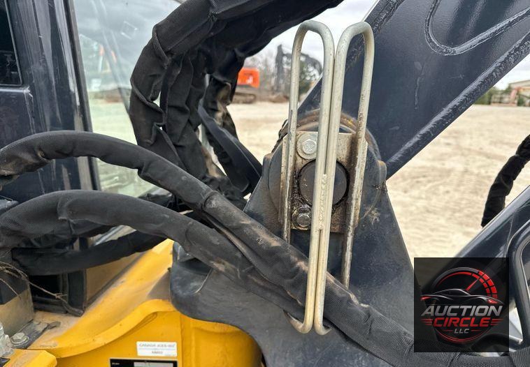 2020 John Deere 60G  mini excavator