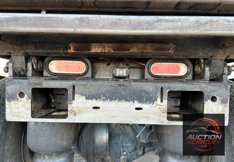 2021 Peterbilt  567 dump truck