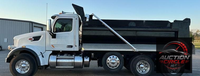 2021 Peterbilt  567 dump truck