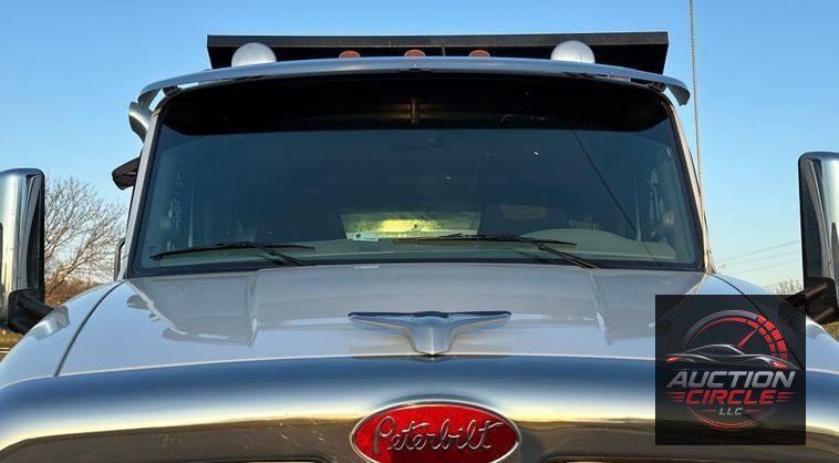 2021 Peterbilt  567 dump truck