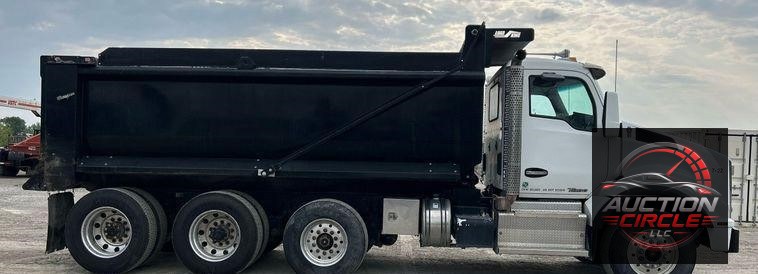 2015 Kenworth T880  dump truck