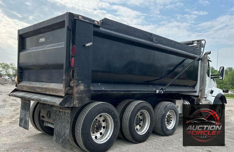 2015 Kenworth T880  dump truck